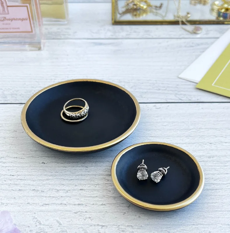 Rings with double bands for modern twist -Ring Dish Set