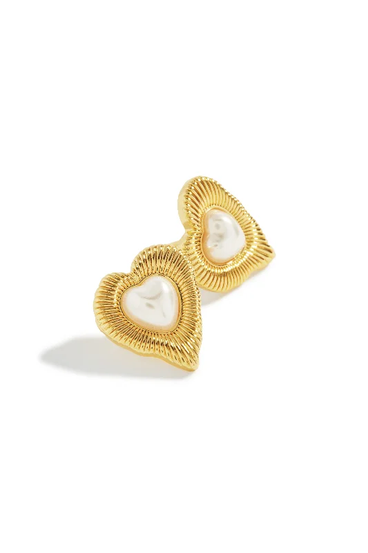 Rings with matte gold for subtle luxury -Aleida Heart Shape Earring - Gold