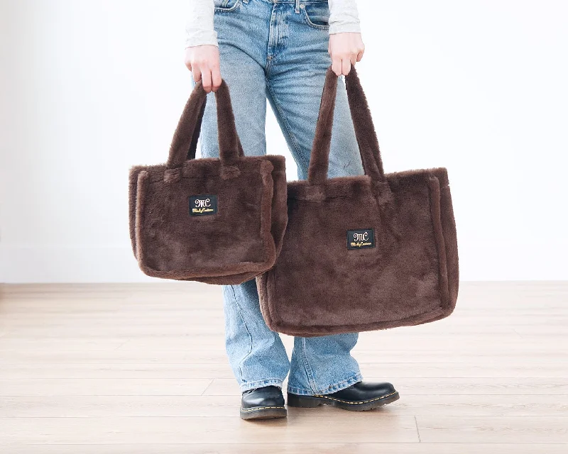 Women's bags with chic, modern design and refined leather finish for luxurious look-Annie Bag - Chocolate