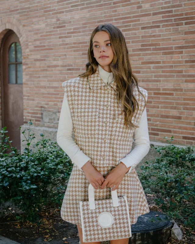 Women's bags with structured design and subtle texture for a refined, elegant finish-Houndstooth Square Tote Bag - Beige