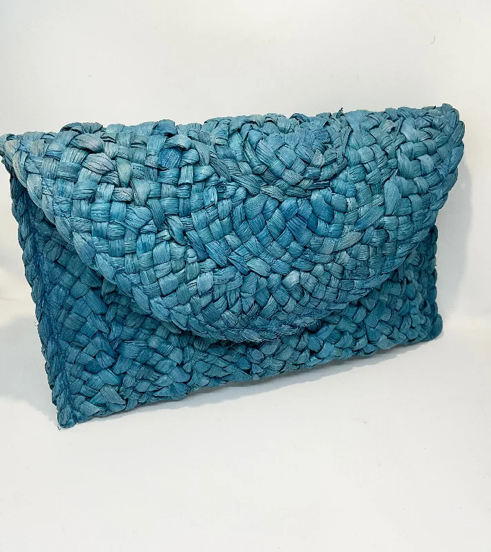 Women's bags with sleek design and simple hardware for a chic, minimalist appearance-Raffia Clutch Bag Blue