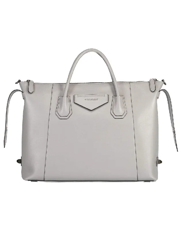 High-quality women's bags with luxury materials and detailed stitching for durability-Pearl Grey Antigona Soft Medium Bag