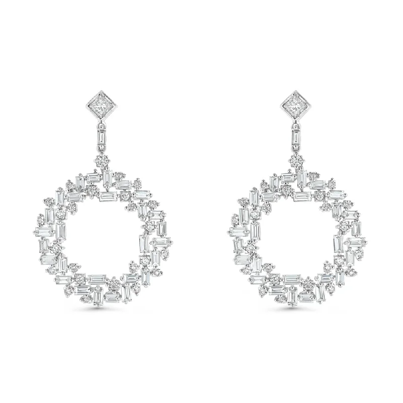 Hoop earrings with tortoiseshell designs for a chic and classic style-Gorgeous Diamond Wreath Earrings