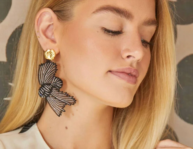 Best hoop earrings with multi-colored gemstones for a vibrant and lively touch-Lionfish Earring In Black